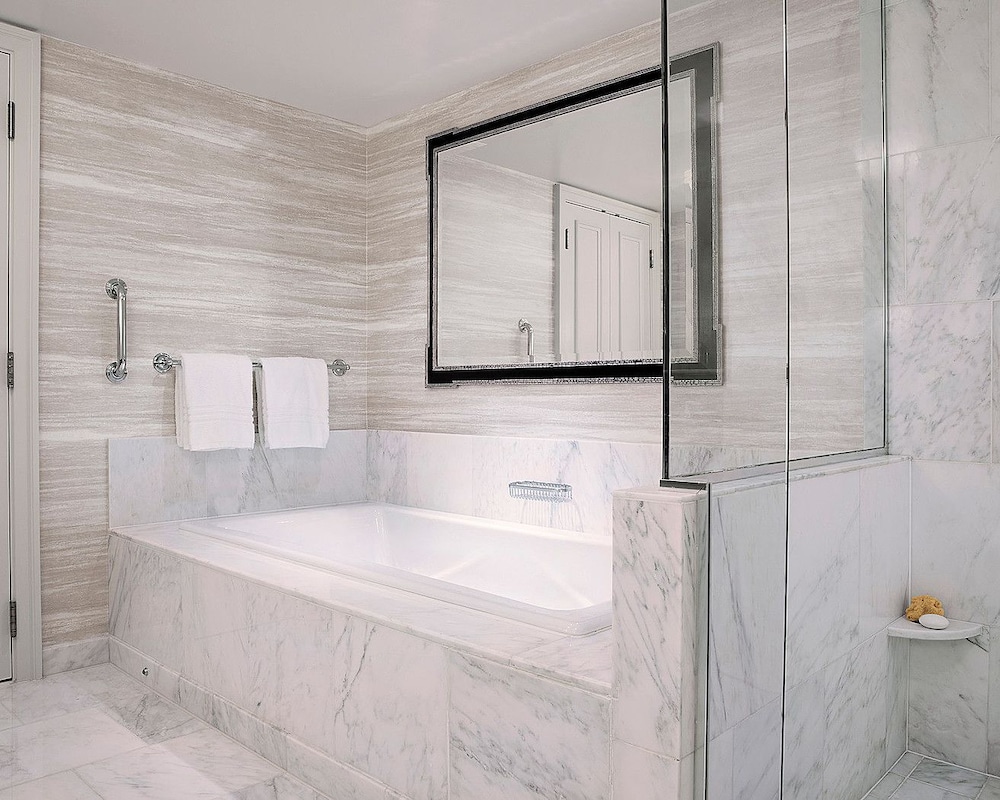 Four Seasons Hotel Boston - photo 31