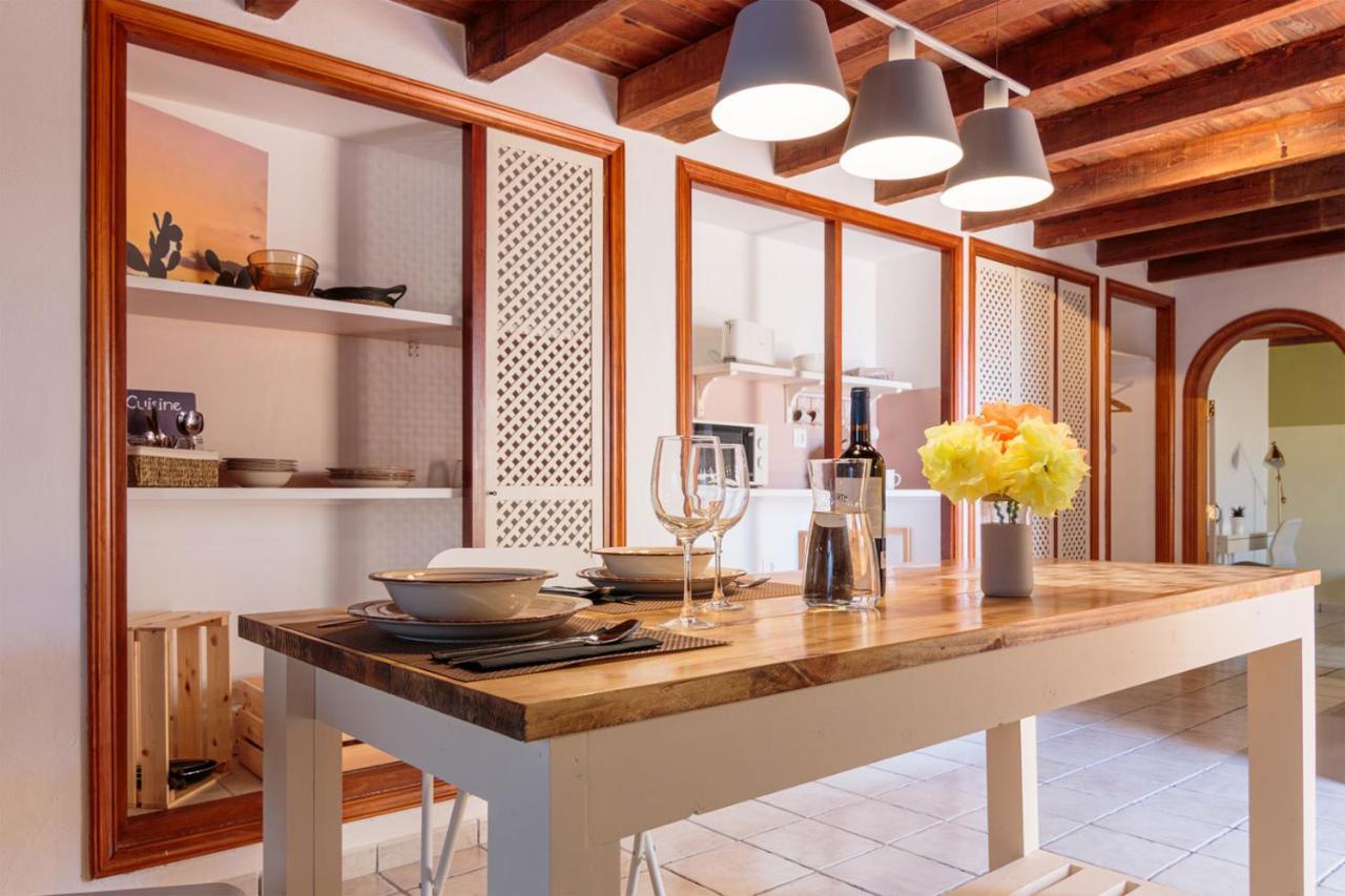 Nisha in San Miguel De Abona, Spain