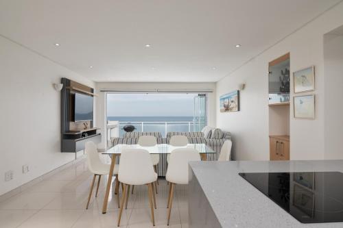 Pebble Beach 6 — 4-Star Luxury Hotel in Ballito, South Africa