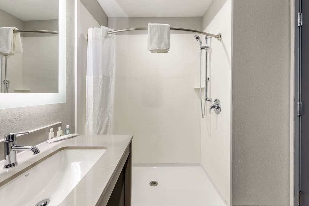 Quality Inn & Suites Joelton Nashville - photo 9