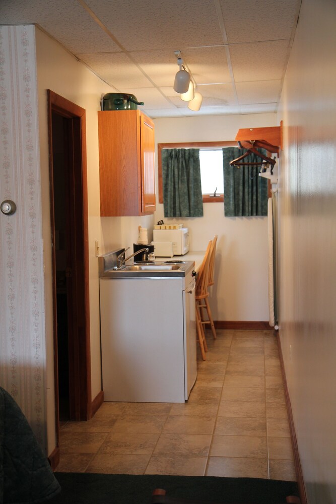 Sara Placid Inn & Suites - photo 44