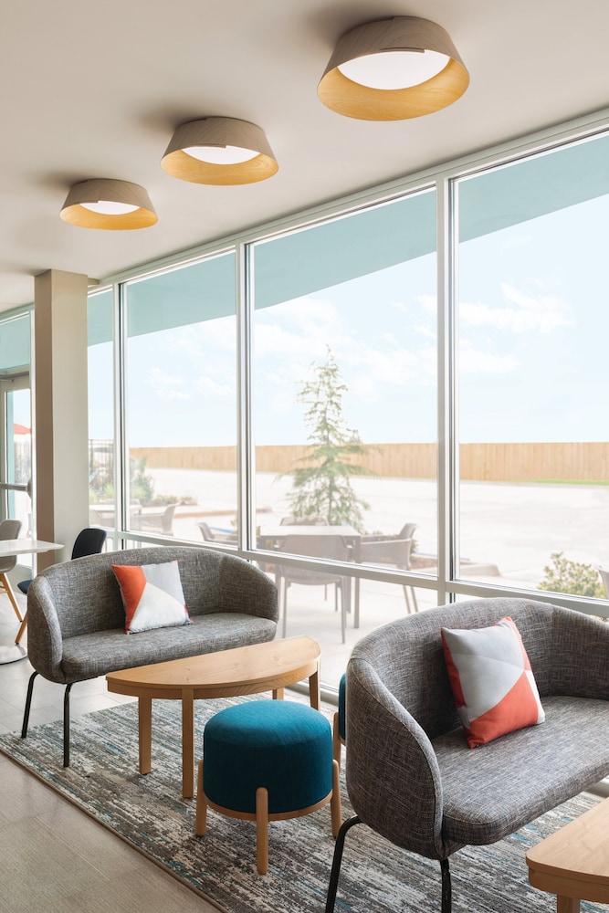 avid hotels Beaumont by IHG - photo 54