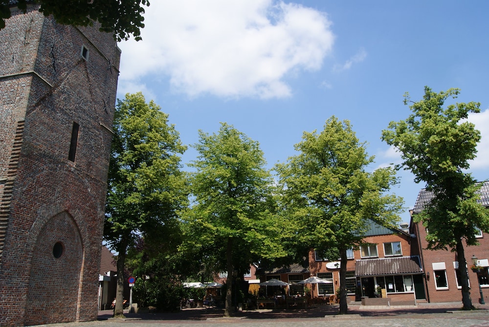 Hotel Marktzicht — hotel in Losser