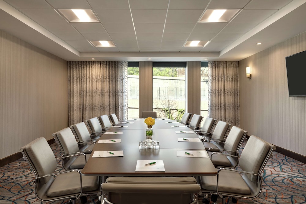 Homewood Suites by Hilton Arlington Rosslyn Key Bridge - photo 42