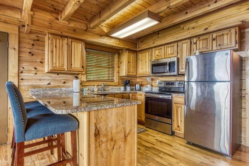 A View From Above Spacious Smoky Mountain Getaway Perfect for Families & Groups - photo 18
