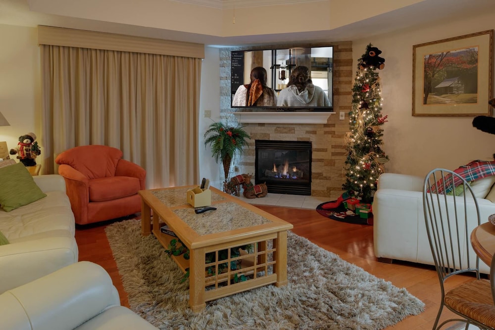 1501 Golf View Towers Southern Comfort - photo 25
