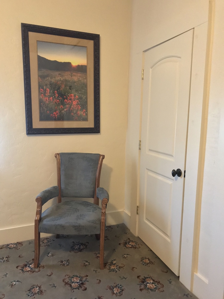 Hotel Sutter - photo 28