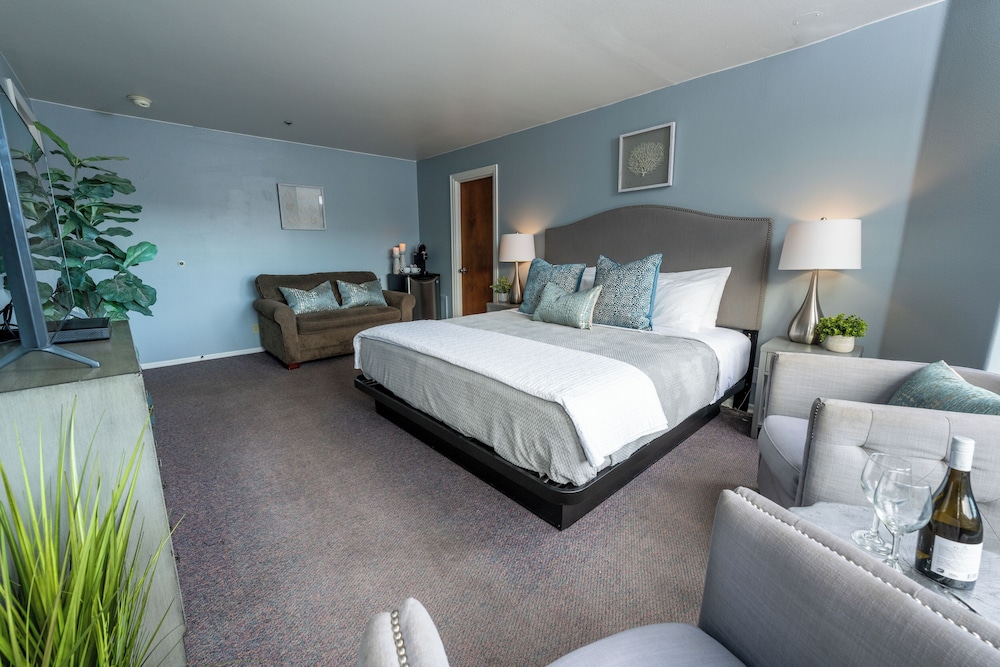 Seaside Oceanfront Inn - photo 24