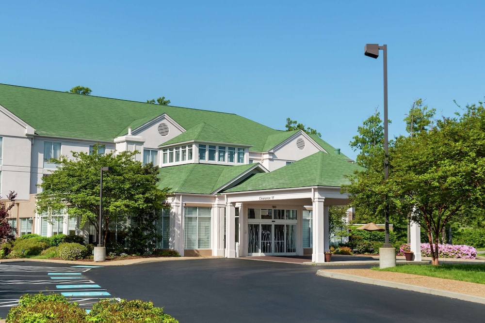Hilton Garden Inn Newport News - photo 2