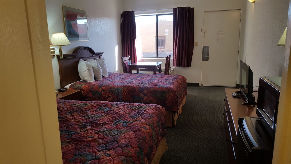Desert Inn - photo 7