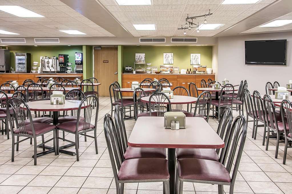 Sleep Inn & Suites Conference Center and Water Park - photo 36