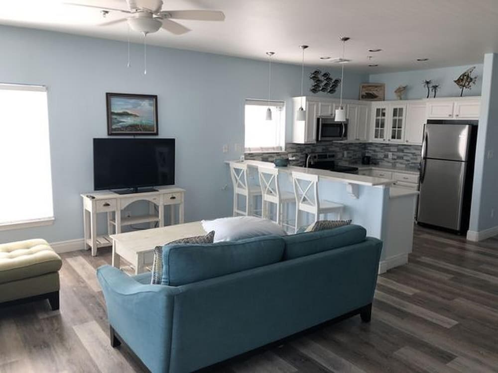 Beachgate CondoSuites & Motel - photo 71