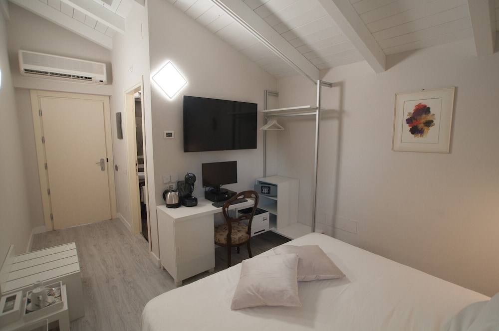 Hotel Ristorante Ca’ di Gali — Sasso Marconi — photo 4