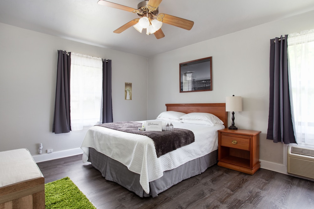 Travel Inn of Titusville - photo 7
