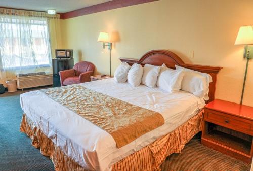 River Side Inn - photo 9