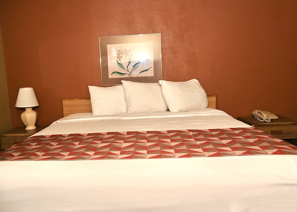 Fortune Inn And Suites Newport - photo 25