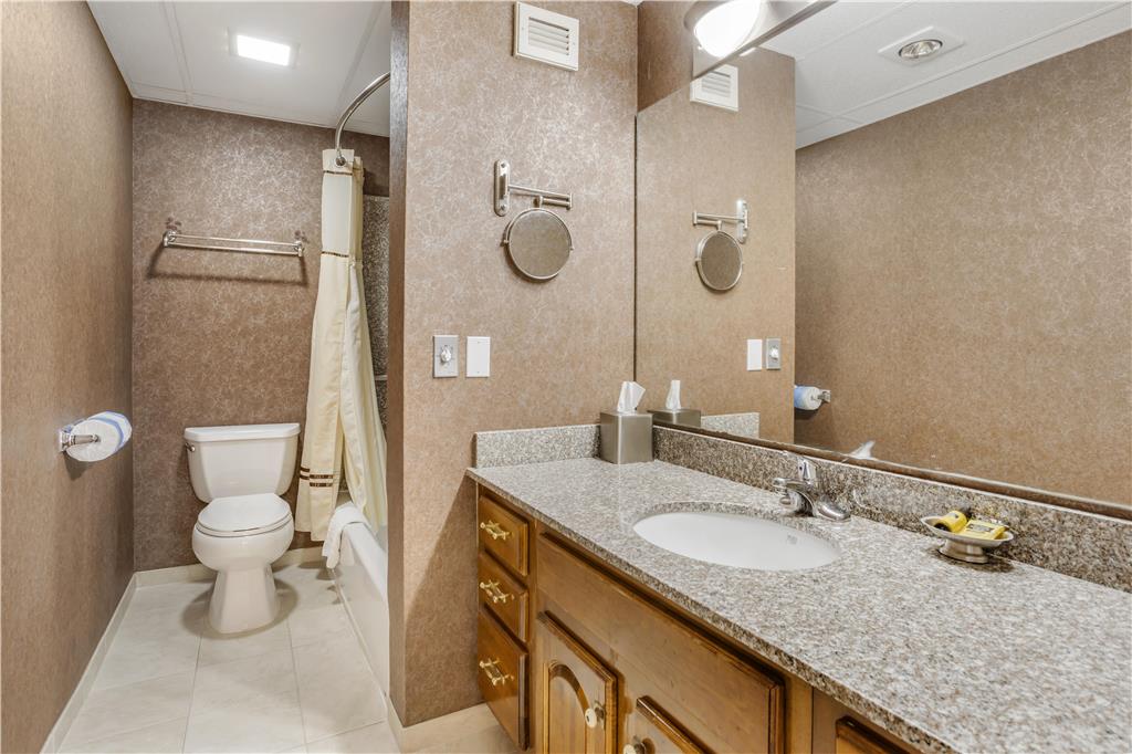 Best Western PLUS Morristown Inn Florham Park - photo 24