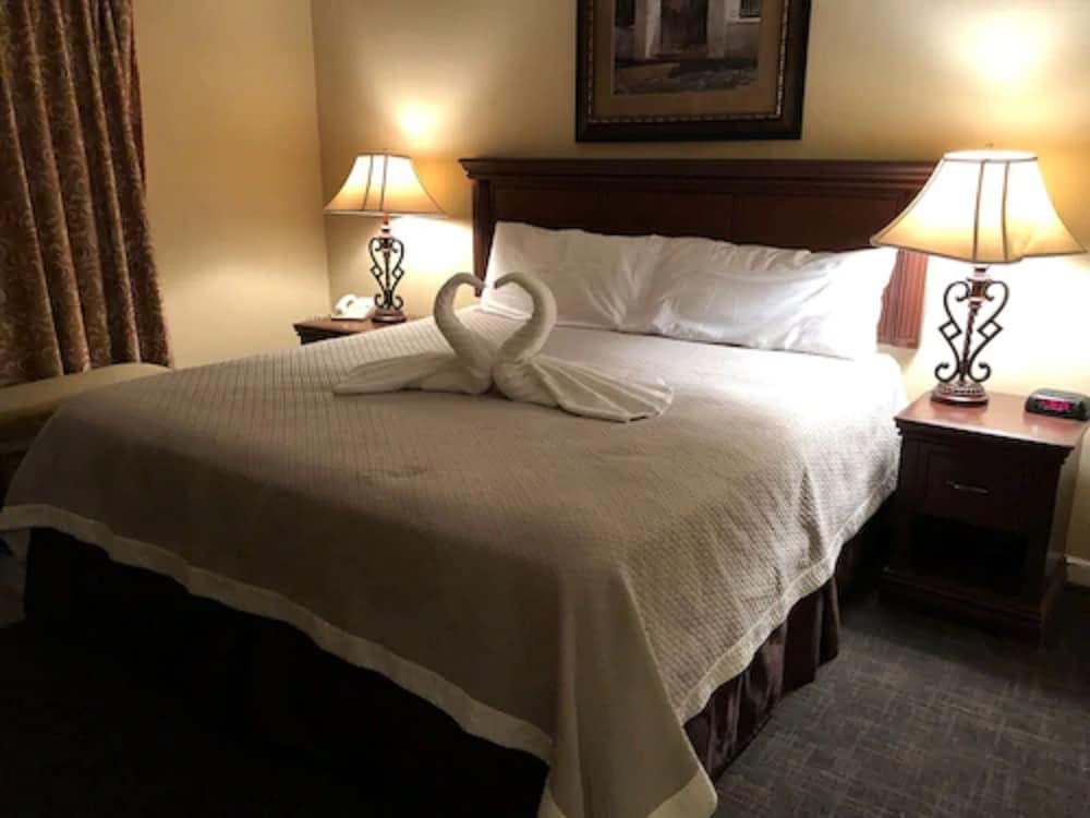 2BR Condo Resort - photo 2