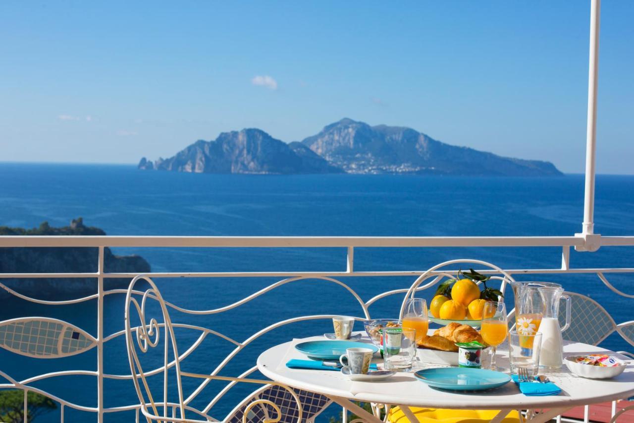 Il Sogno di Lina Sorrento Coast Capri View in Massa Lubrense, Italy
