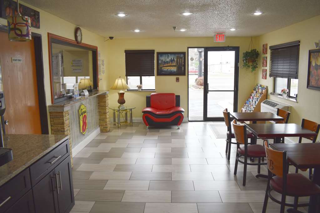 Super 8 by Wyndham Newport News Jefferson Ave. - featured photo