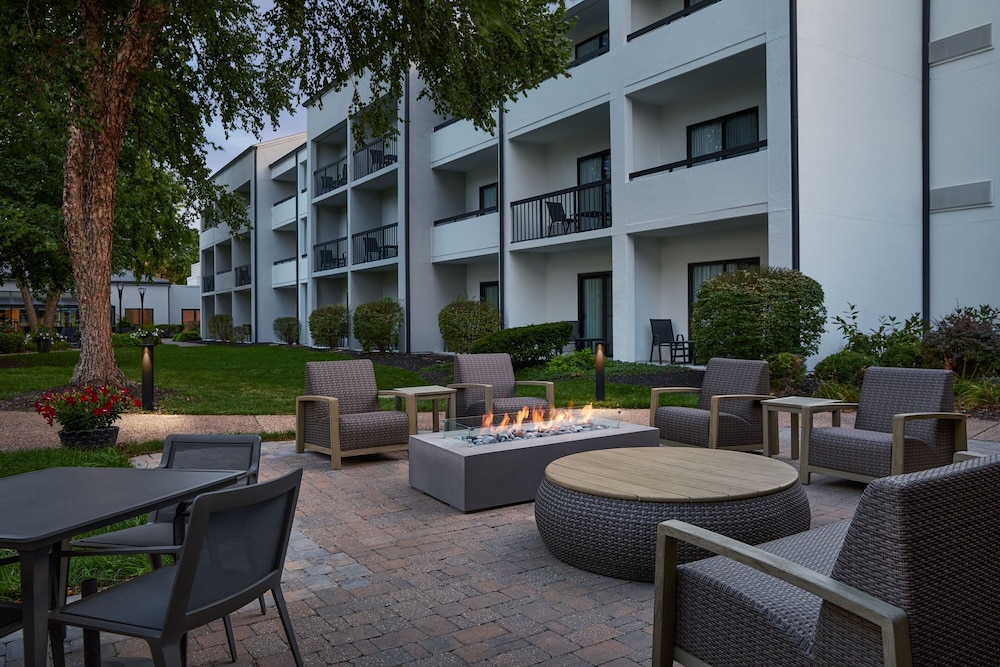 Courtyard by Marriott Kansas City Overland Park Metcalf - photo 32