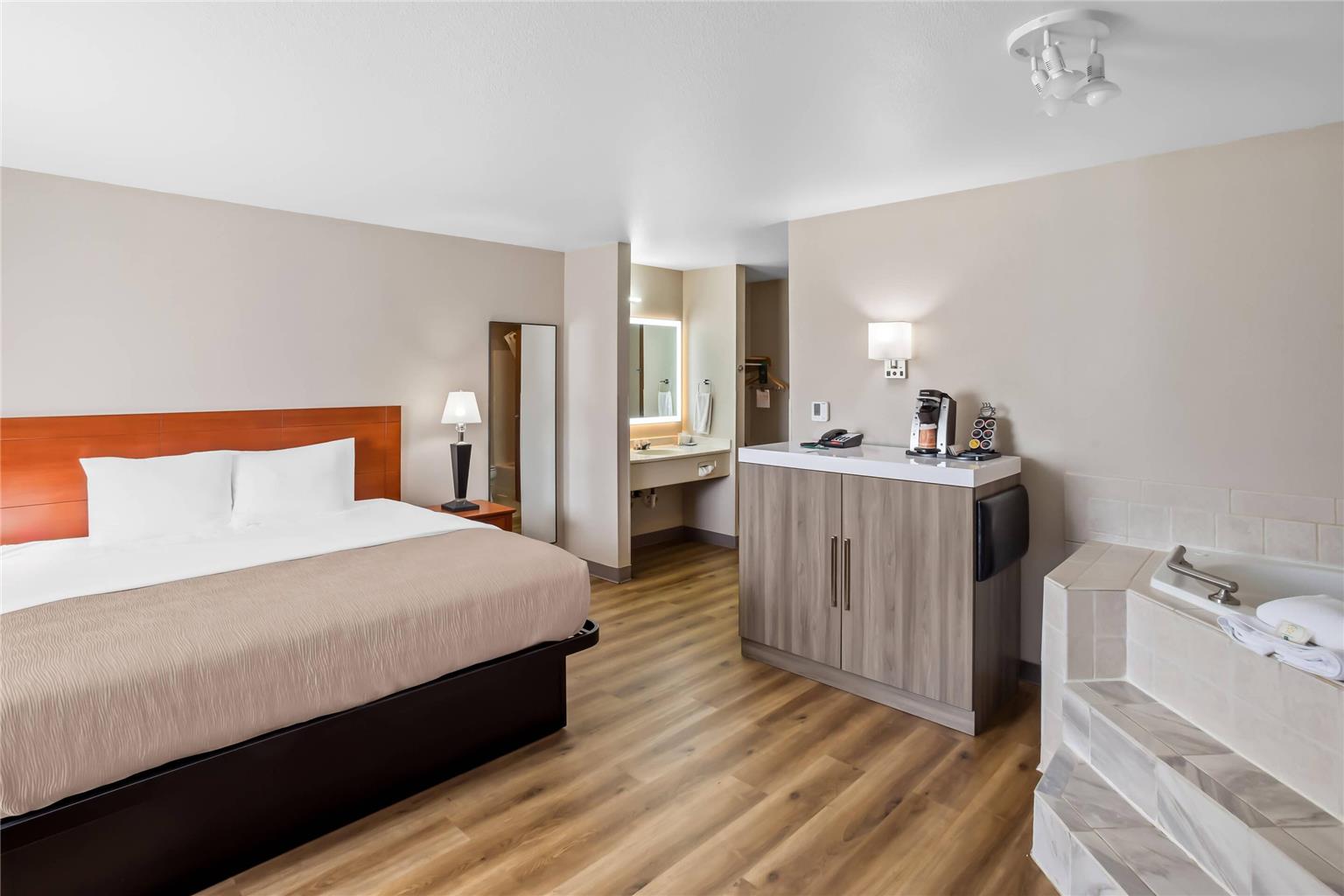 Quality Inn Port Orchard - photo 67