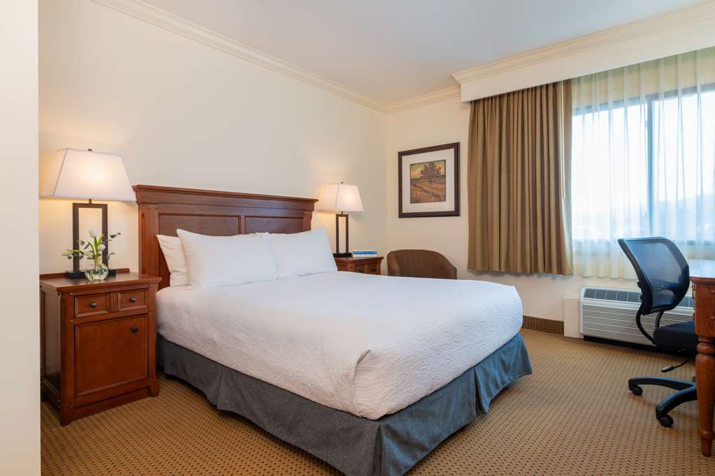 Best Western Plus Waterbury Stowe - photo 23