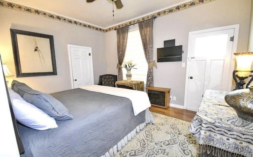Sassafras Inn - photo 9