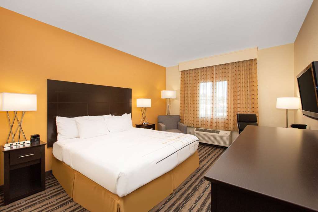 La Quinta Inn by Wyndham Lincoln Nebraska - photo 41