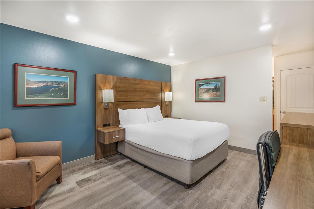 Best Western Plus Clocktower Inn - photo 33