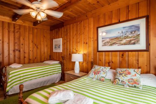 Lowe Tide by Oak Island Accommodations - photo 25