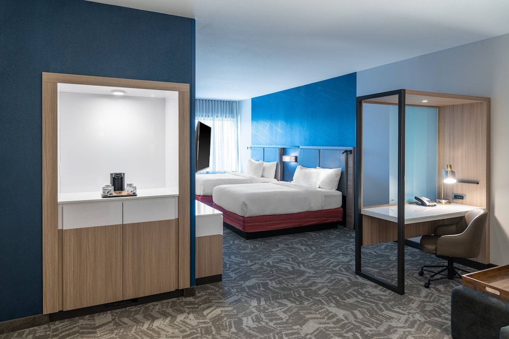 SpringHill Suites by Marriott Overland Park Leawood - photo 9