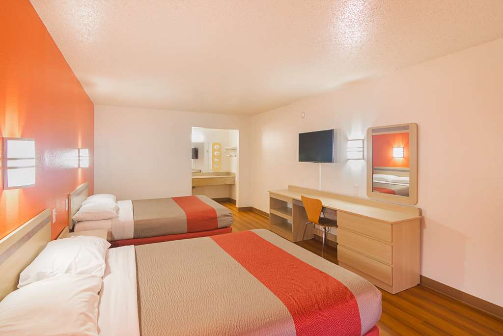 Motel 6 Lawton OK - photo 10