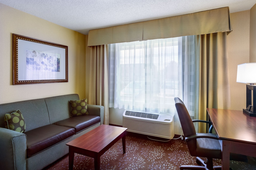 Holiday Inn Express & Suites Sandy South Salt Lake City by IHG - photo 10
