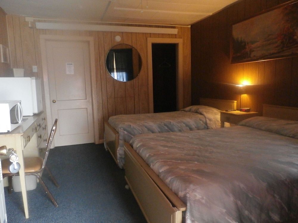 The Sage Motel - photo 23