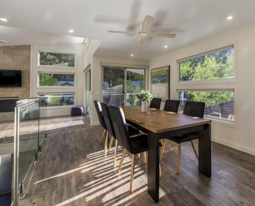 A Pear Tree Loft in Bright, Australia