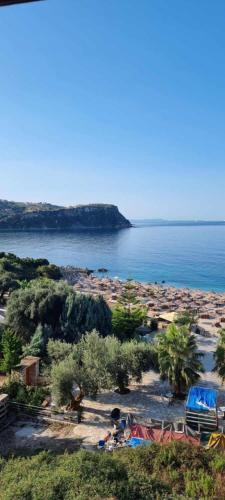 Lekas Room - carbon neutral hotel in Himare