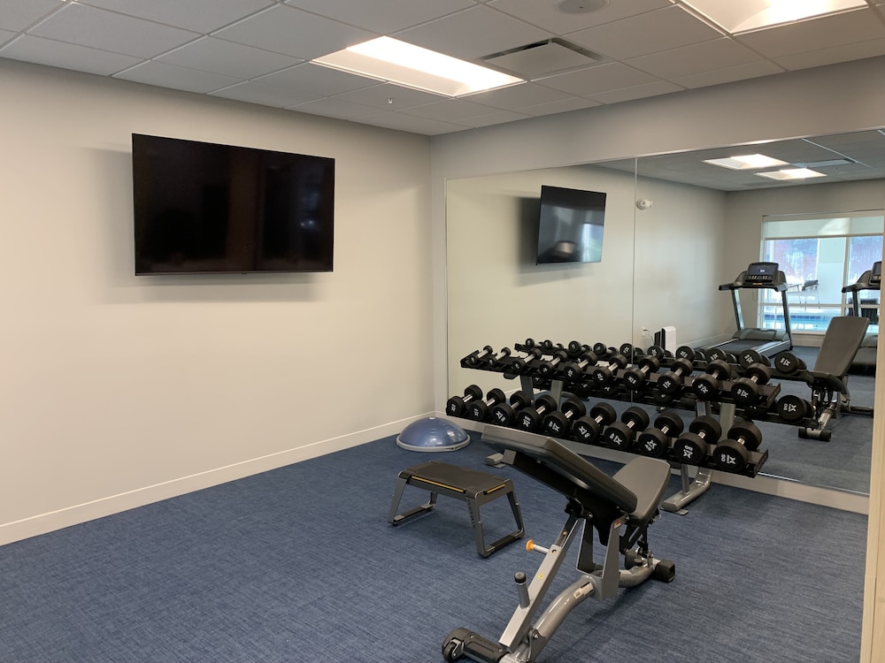 TownePlace Suites by Marriott Milwaukee West Bend - photo 21