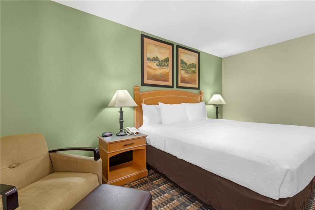 Quality Inn & Suites Plano East Richardson - photo 19