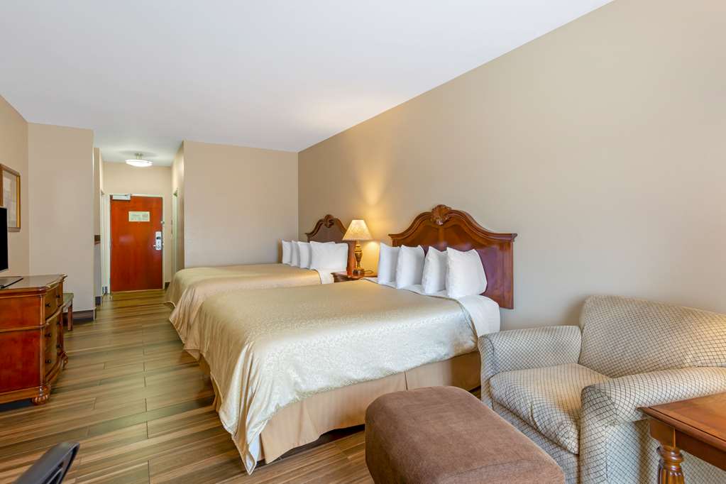 Best Western Plus Fossil Country Inn & Suites - photo 10