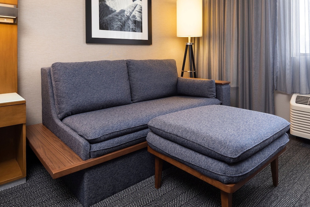 Courtyard by Marriott Minneapolis Downtown - photo 25