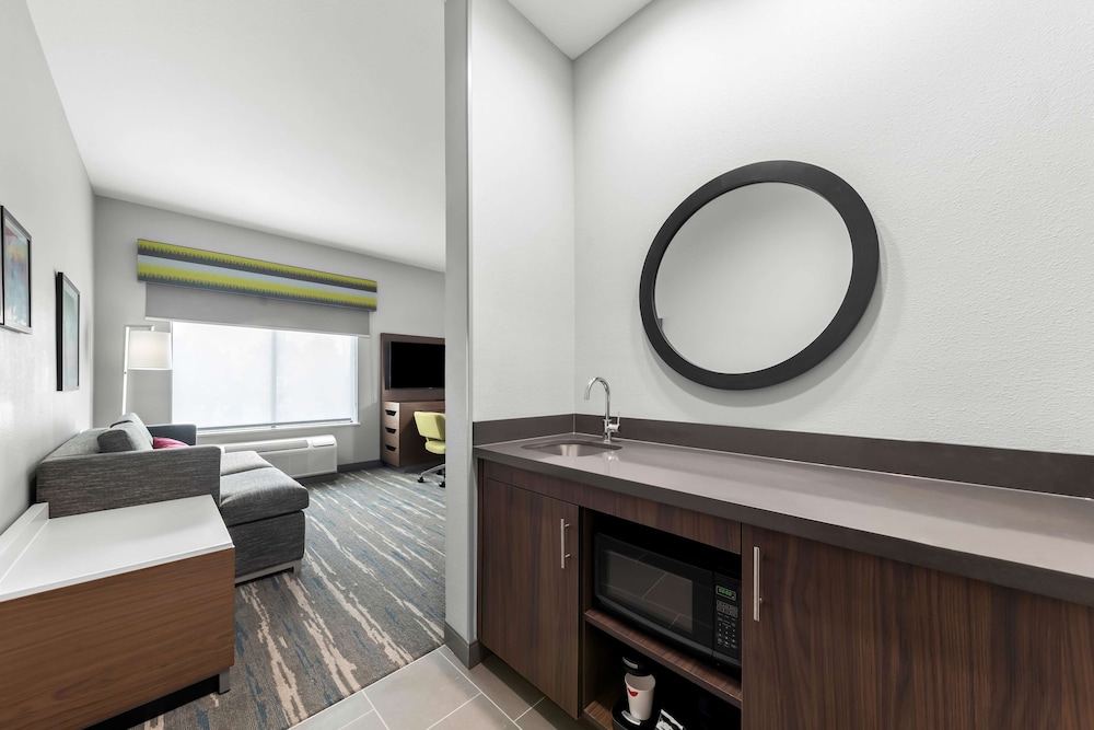 Hampton Inn & Suites by Hilton Sherman - photo 7