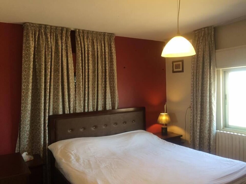 Al Farouq Hotel Apartments in Amman, Jordan