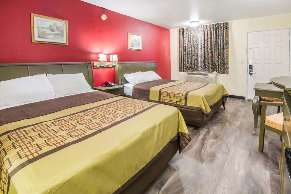 Rodeway Inn Ranger I 20 - photo 11
