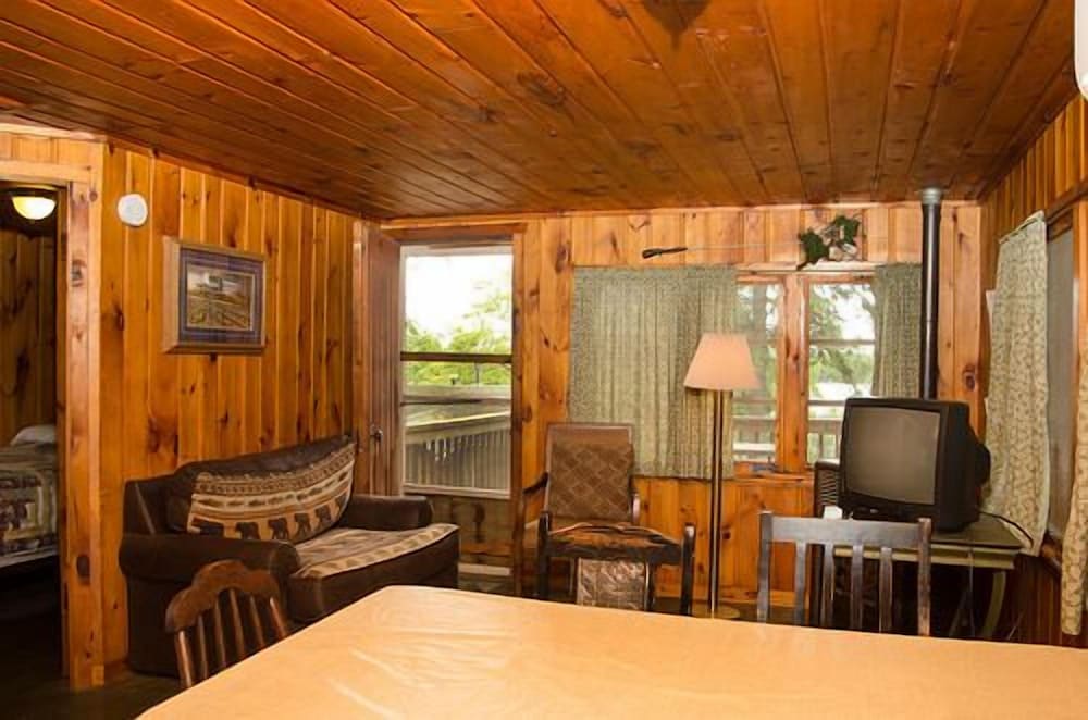 Woodland Beach Resort - photo 92