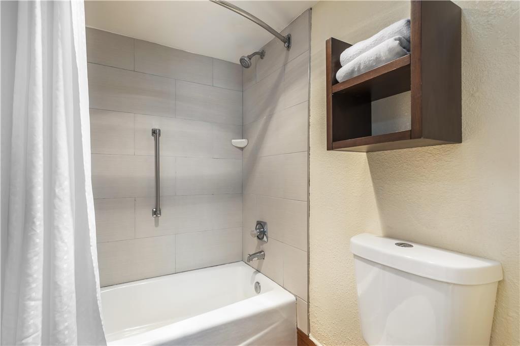 Best Western Salisbury Plaza - photo 27