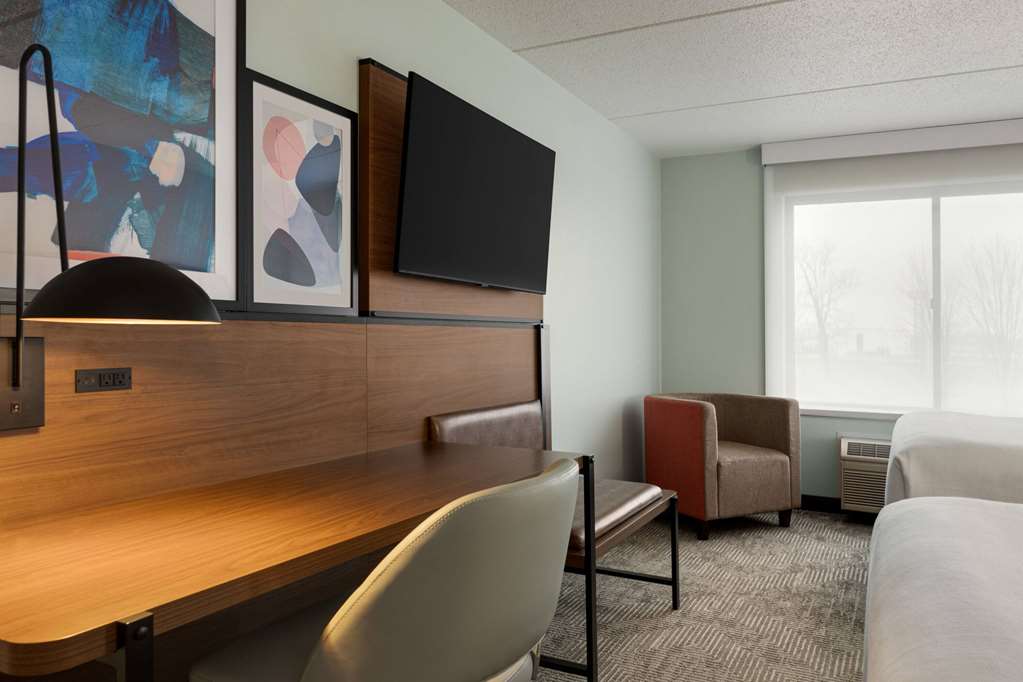 Wingate by Wyndham Green Bay Airport - photo 14