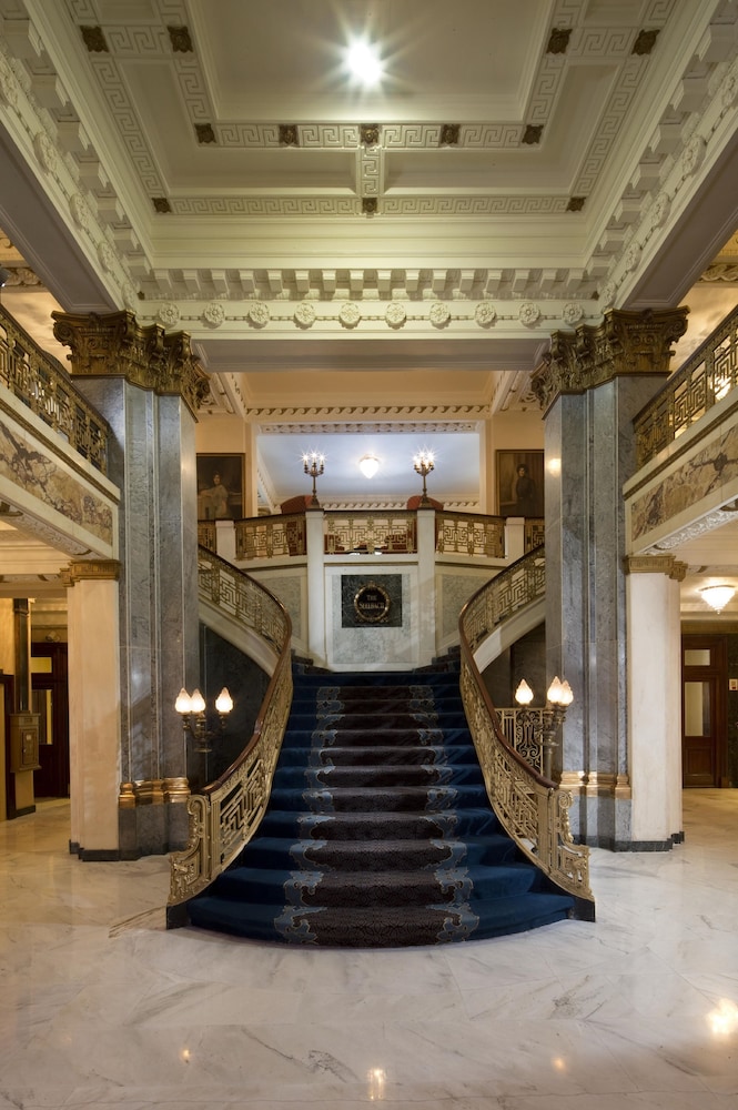 The Seelbach Hilton Louisville - photo 2