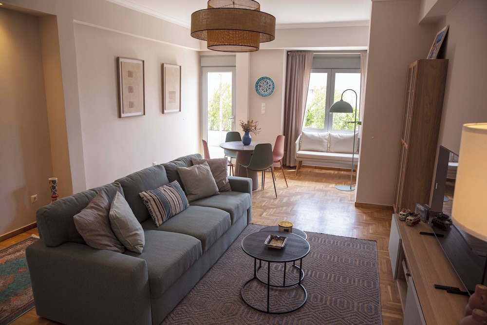 Contemporary Athenian Escape GHH — 4-Star Luxury Hotel in Athens, Greece