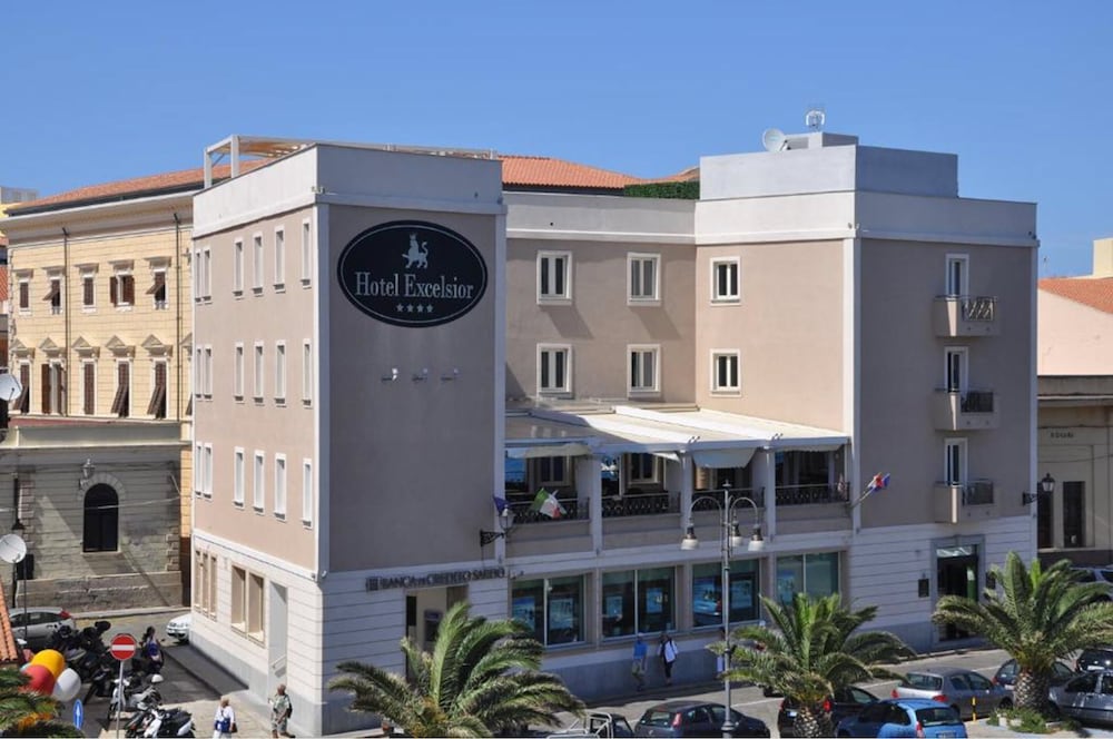 Hotel Excelsior — 4-Star Luxury Hotel in La Maddalena, Italy